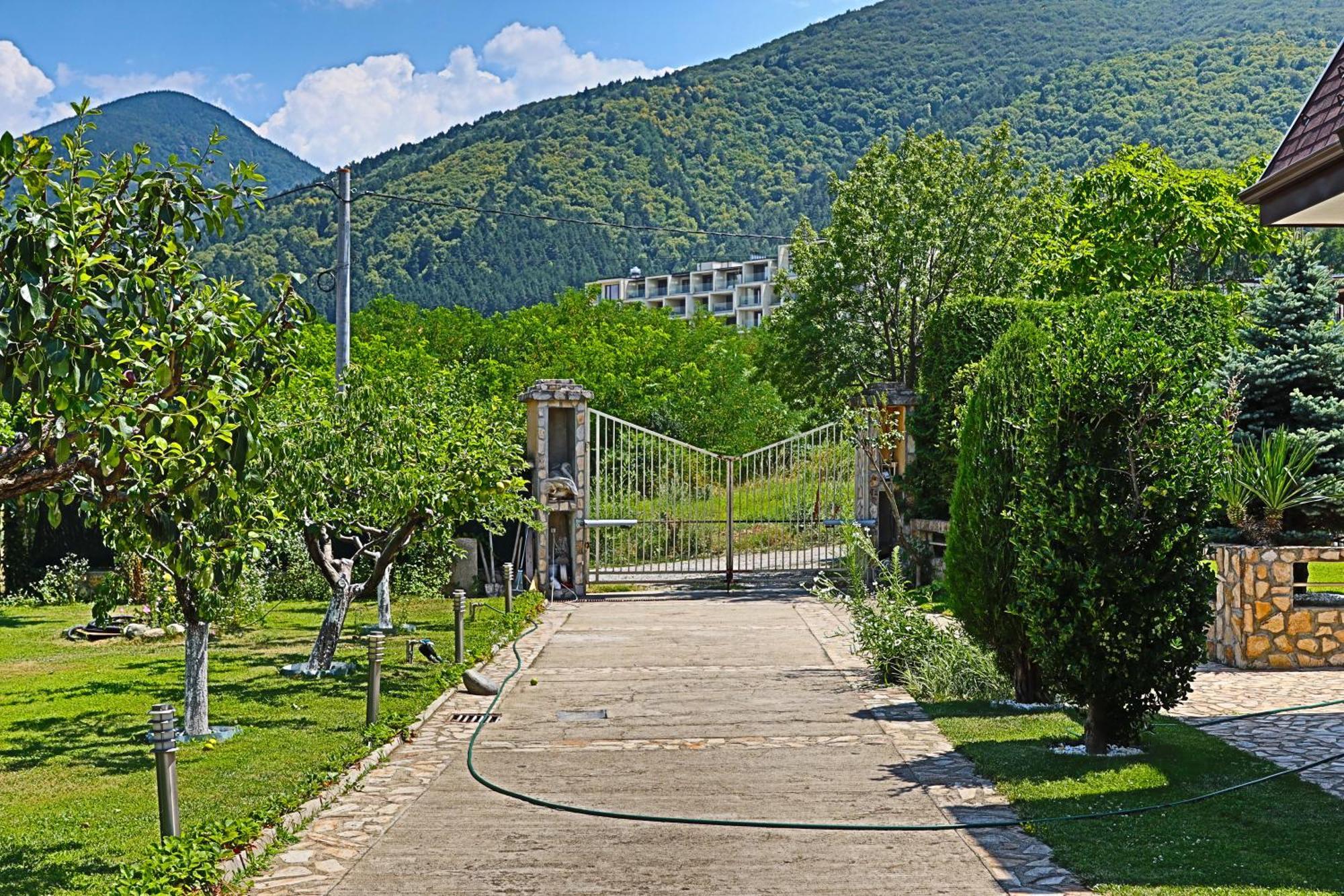 Holiday House Kubrat Sapareva Banya Exterior photo