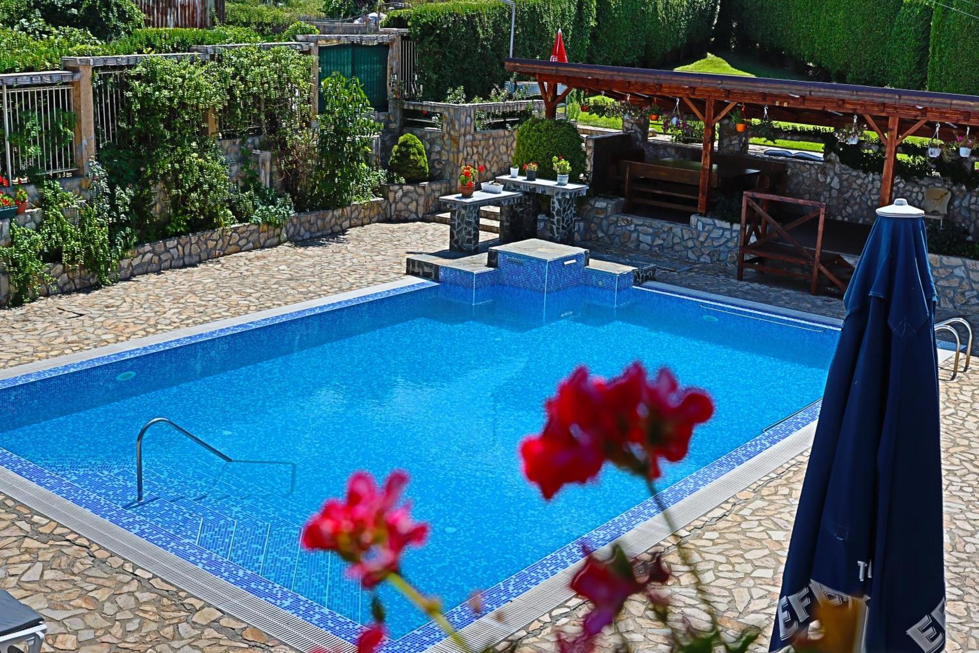 Holiday House Kubrat Sapareva Banya Exterior photo